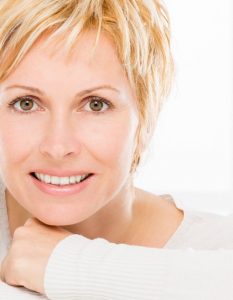 Dental implants are secure, lifelike and bone-sparing. Your Dentist in Milwaukee, Dr. Barry R. Franzen, recommends implants as today’s best tooth replacement.